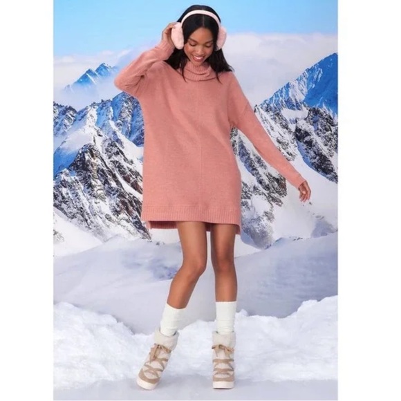 New never worn. In Mauve/pink color. Comfy dress - Picture 4 of 5